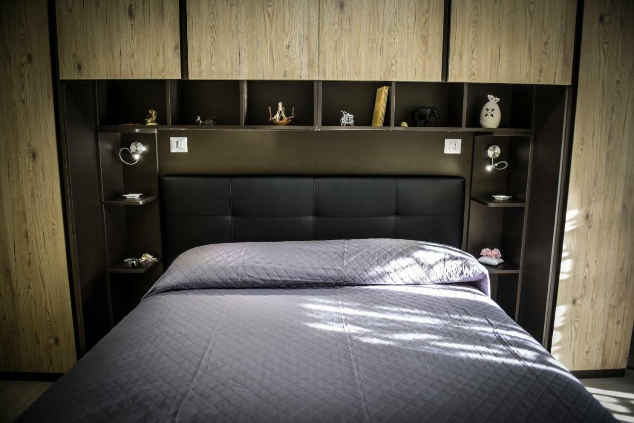 Bed and Breakfast Le Fontane Del Re Caserta Zewnętrze zdjęcie