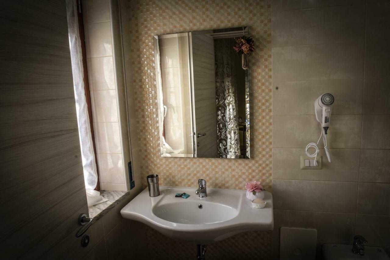 Bed and Breakfast Le Fontane Del Re Caserta Zewnętrze zdjęcie