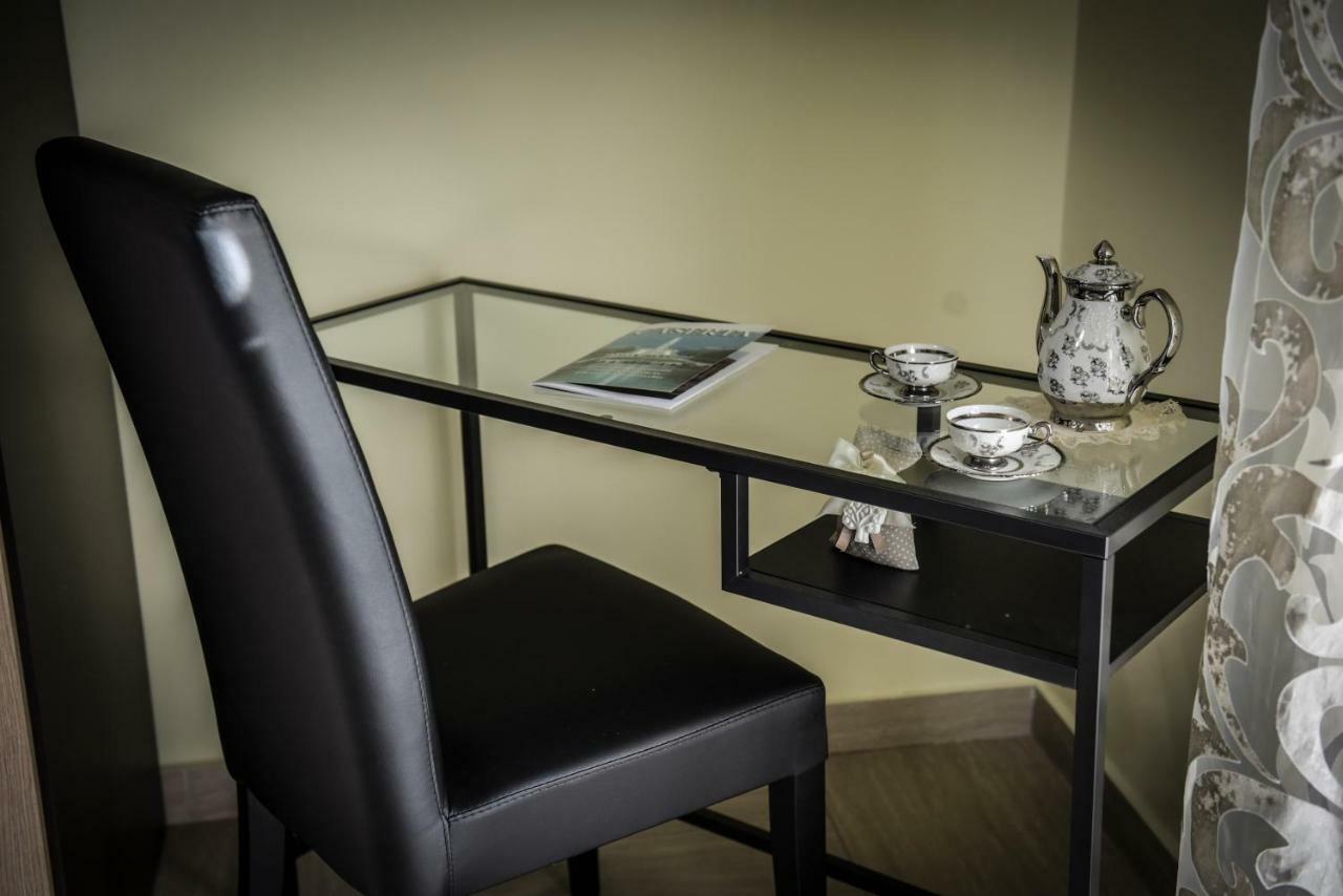 Bed and Breakfast Le Fontane Del Re Caserta Zewnętrze zdjęcie